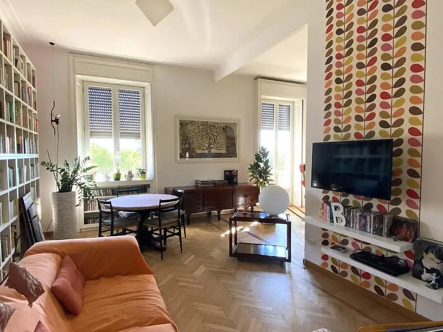 Casa Sofia Design & Cat Apartment Milan Italy